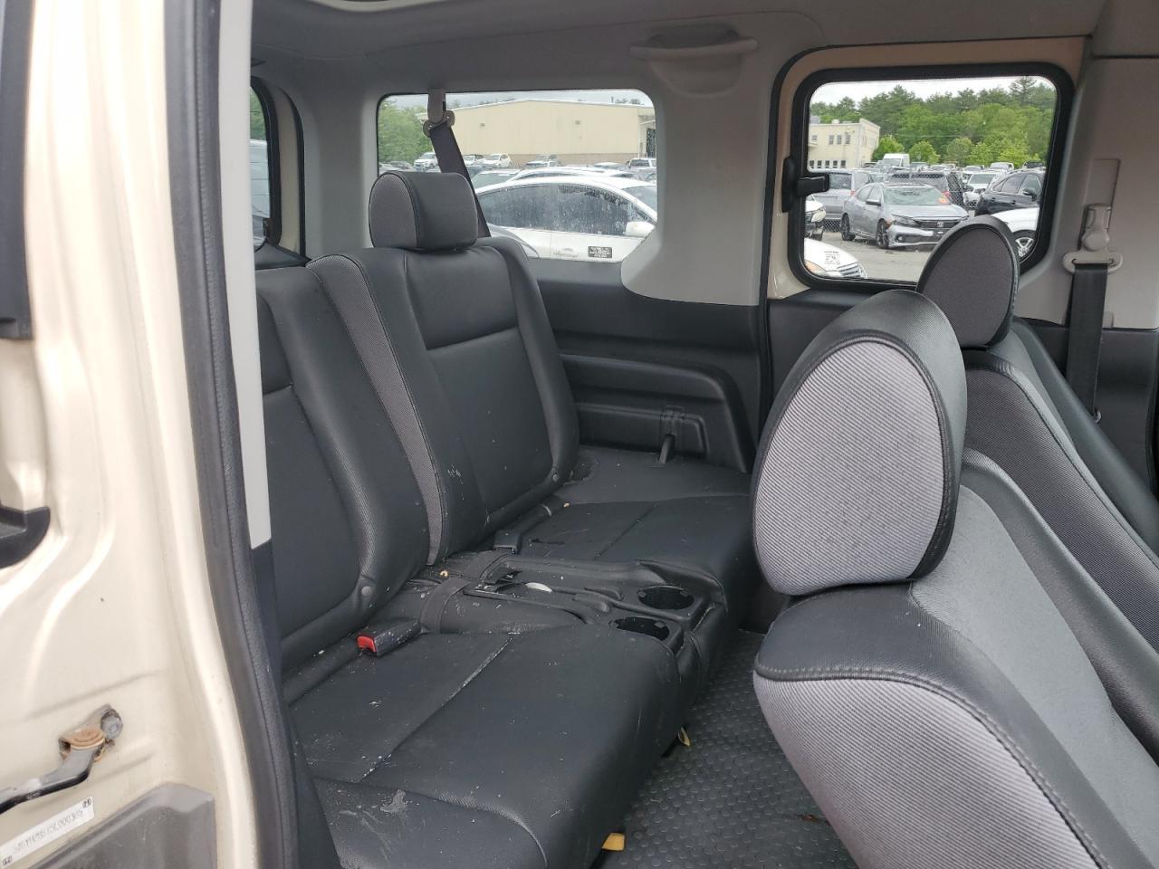 2005 Honda Element Lx VIN: 5J6YH28315L000305 Lot: 56949244