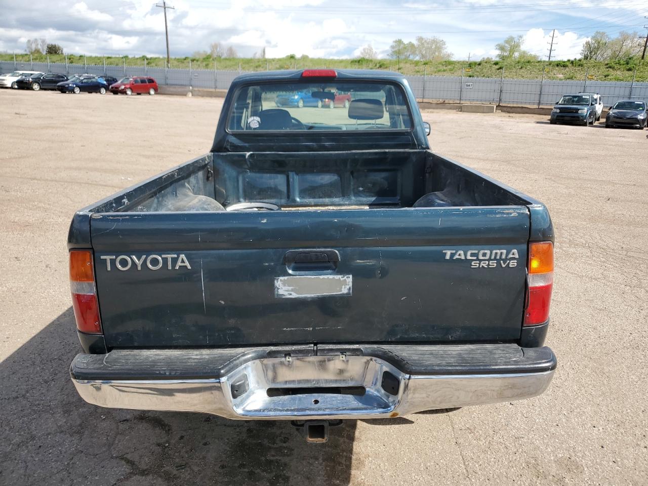 1998 Toyota Tacoma Xtracab VIN: 4TAWN72N1WZ132584 Lot: 64837015
