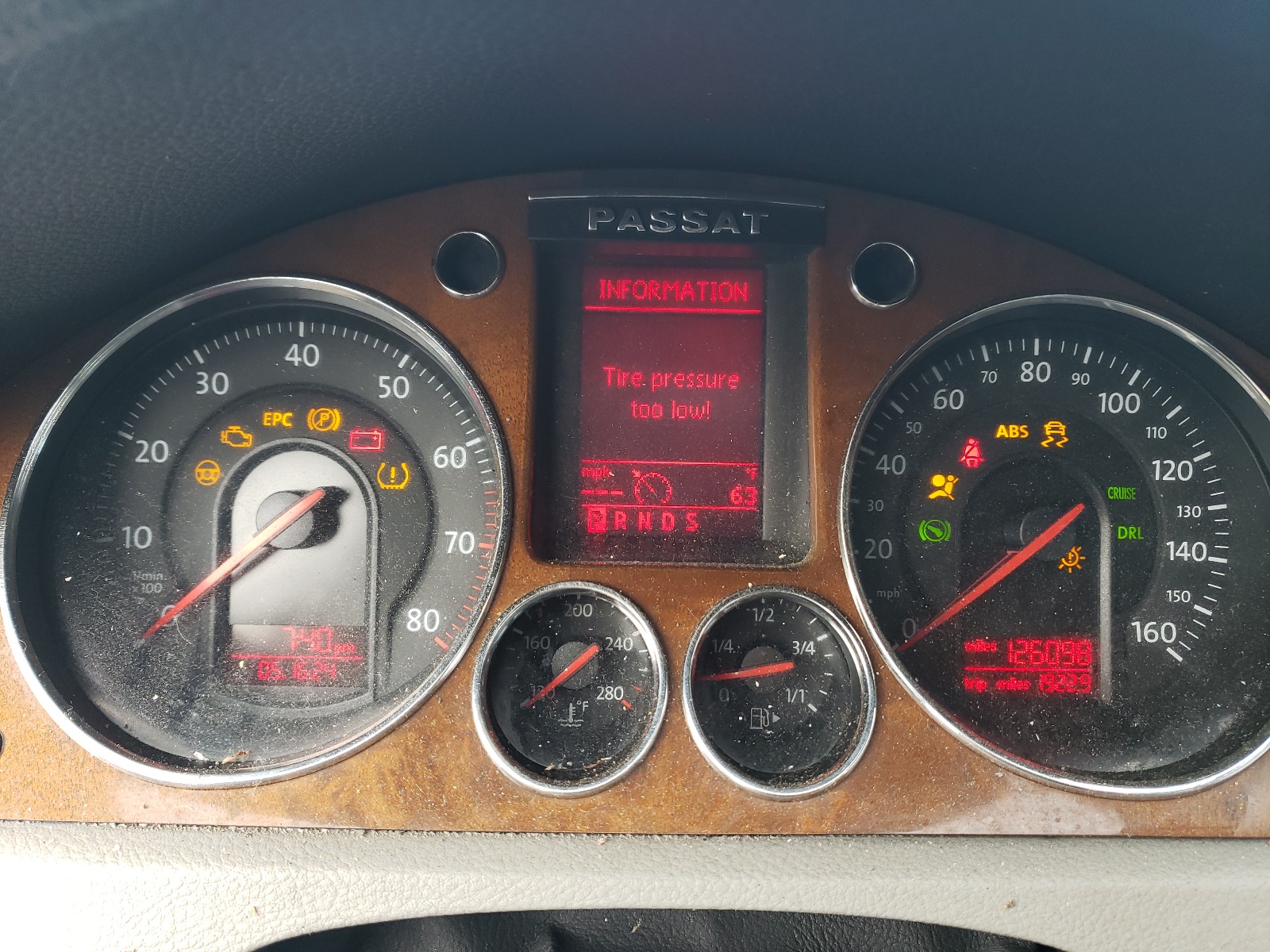 WVWVU73C47E002503 2007 Volkswagen Passat 3.6L 4Motion Wagon Luxury