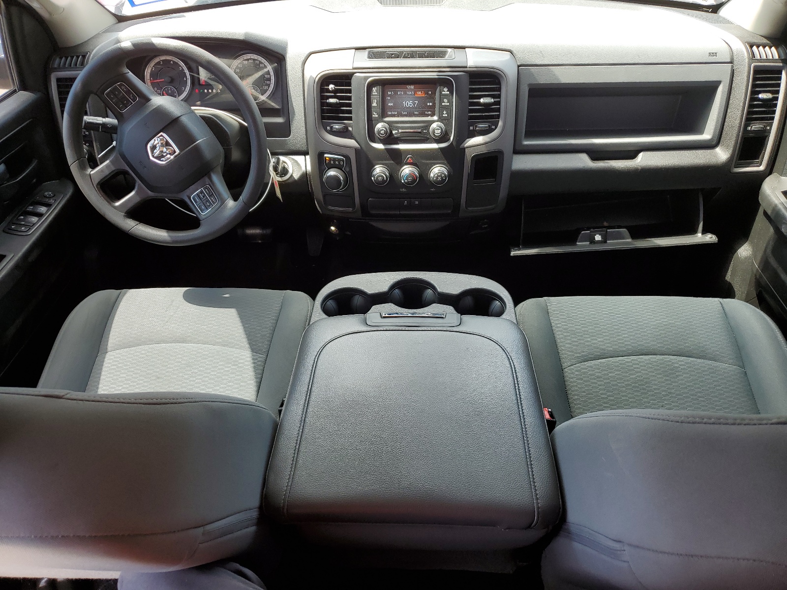 1C6RR6FG0KS555436 2019 Ram 1500 Classic Tradesman