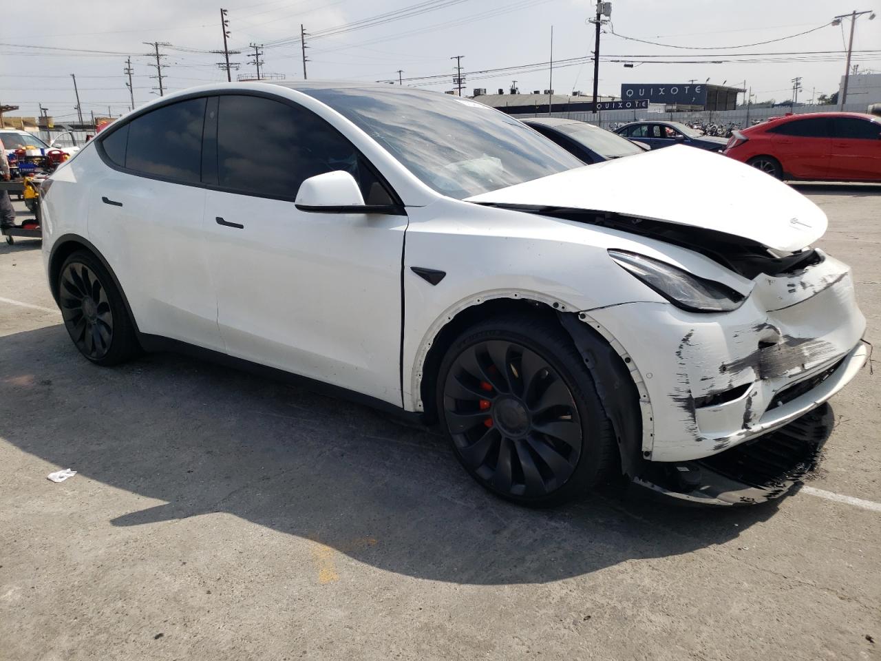 2022 Tesla Model Y VIN: 7SAYGDEF6NF493231 Lot: 52336284