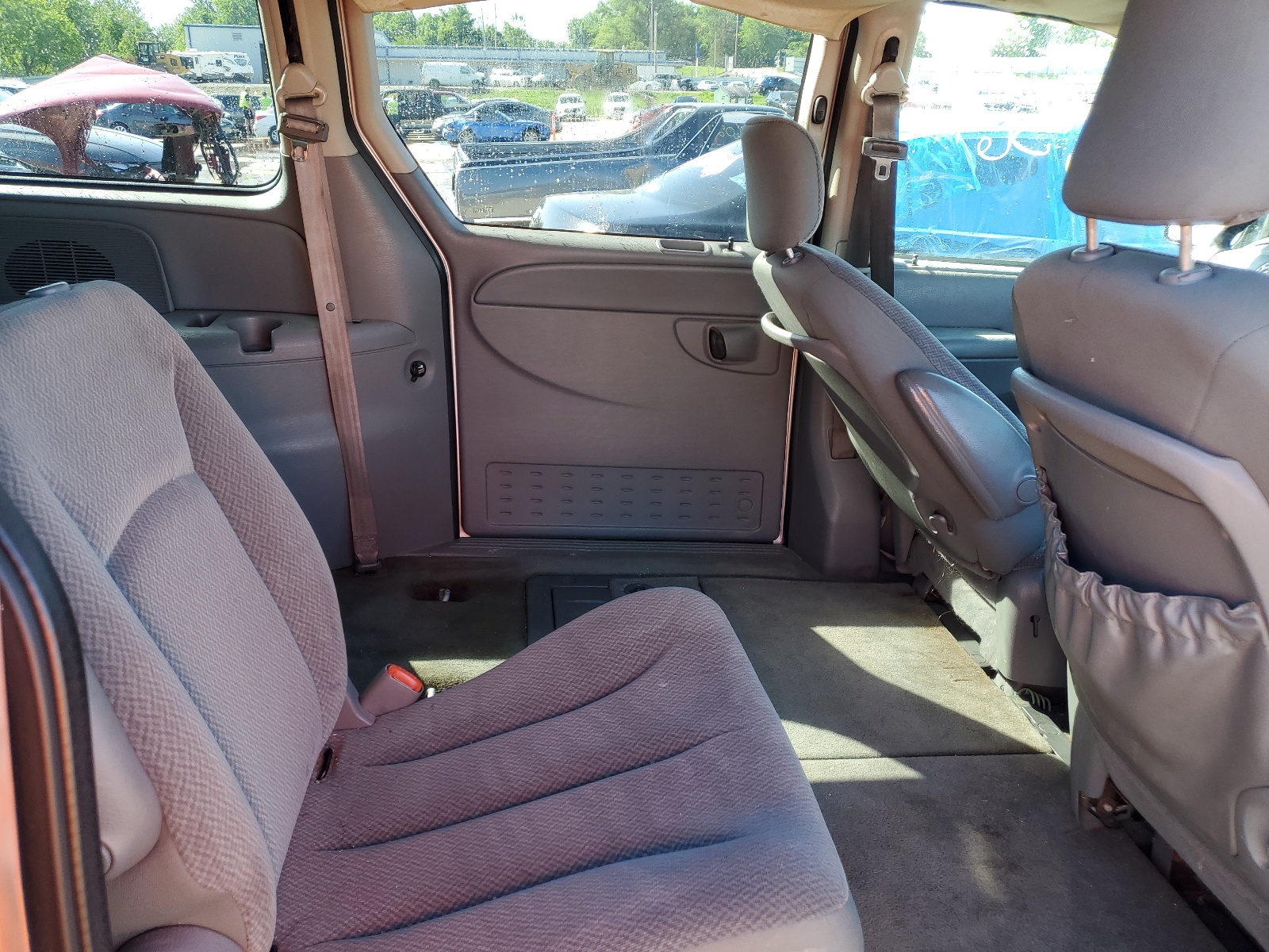 2D4GP44L95R295962 2005 Dodge Grand Caravan Sxt