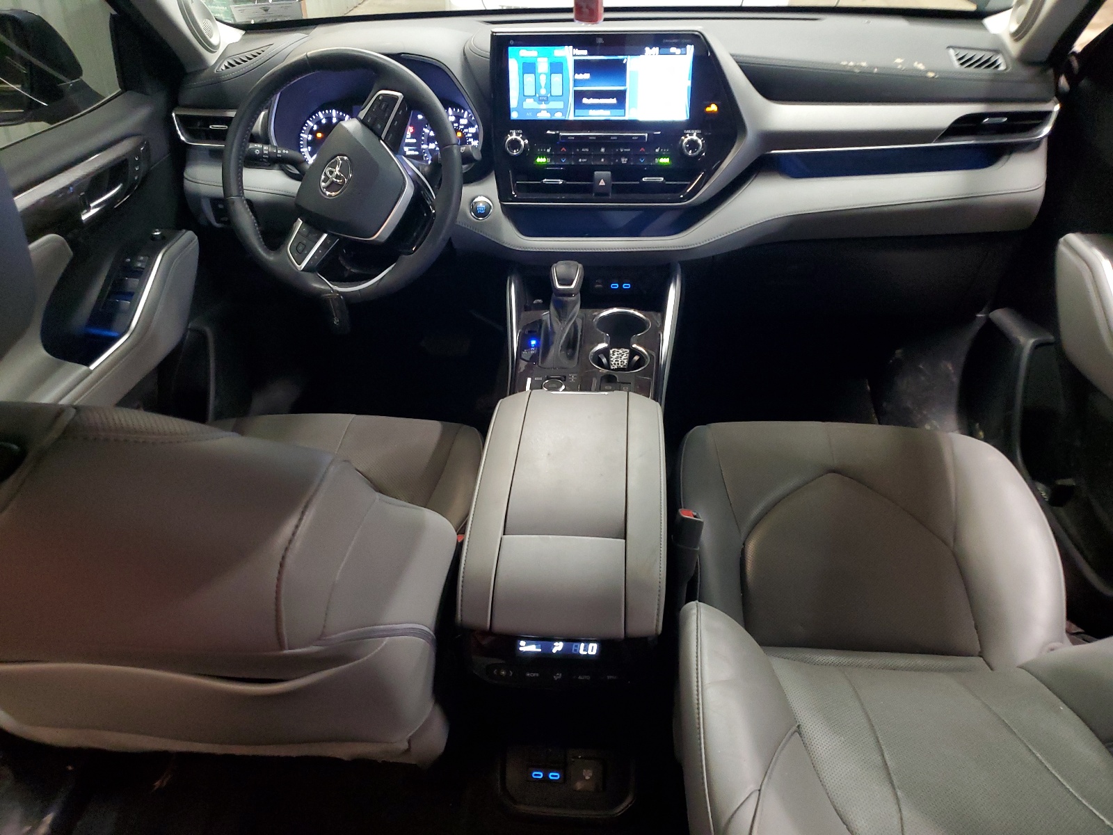 5TDDZRBH4NS172096 2022 Toyota Highlander Limited