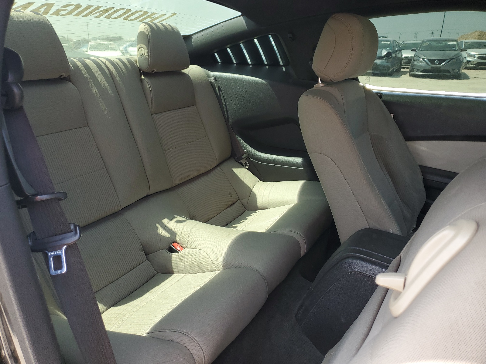 1ZVBP8AM7E5310173 2014 Ford Mustang