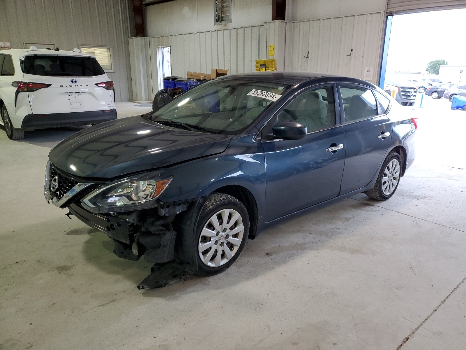 2016 Nissan Sentra S vin: 3N1AB7AP4GL662487