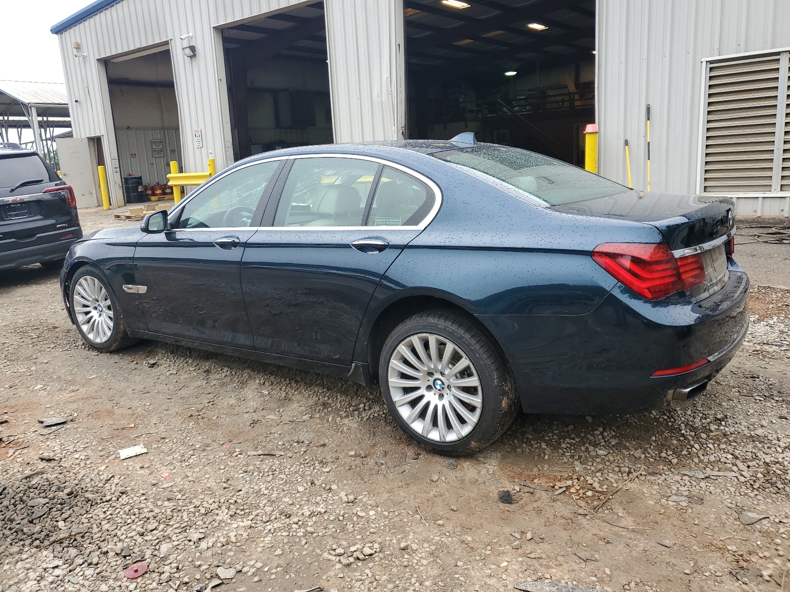 2014 BMW 740 I vin: WBAYA6C59ED144427