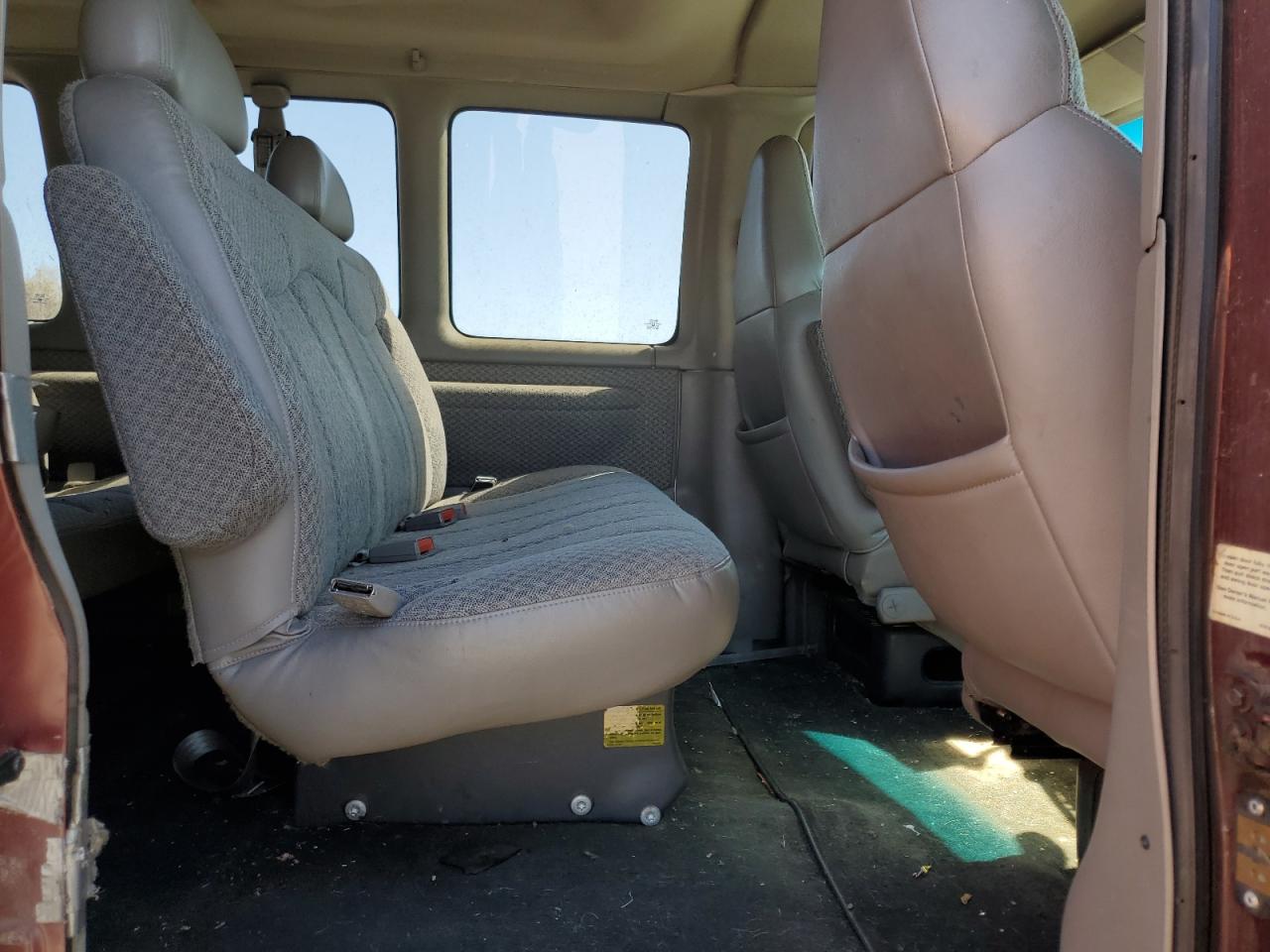 1997 Chevrolet Express G3500 VIN: 1GAHG39R5V1103684 Lot: 54015054