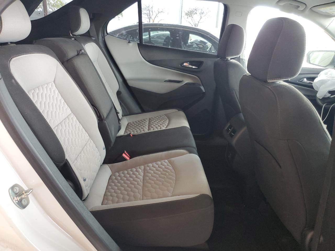 2020 Chevrolet Equinox Ls VIN: 3GNAXHEV3LS633695 Lot: 54726314