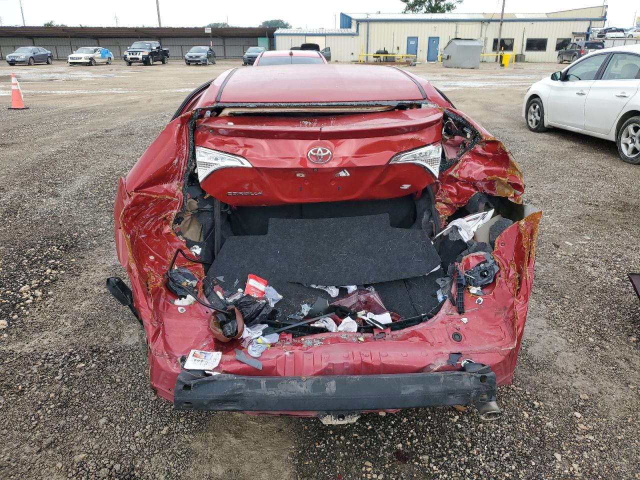 2014 Toyota Corolla L VIN: 5YFBURHE7EP104631 Lot: 56499024