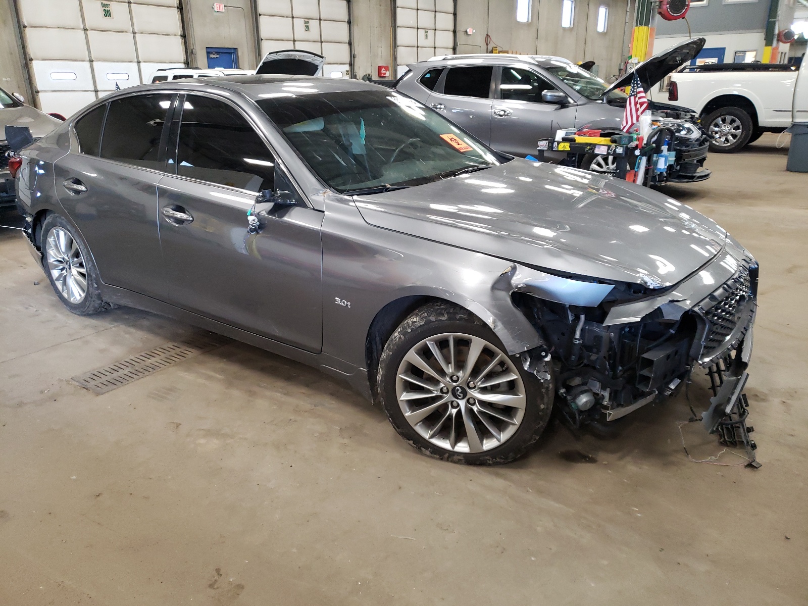 2018 Infiniti Q50 Luxe vin: JN1EV7AP1JM350827