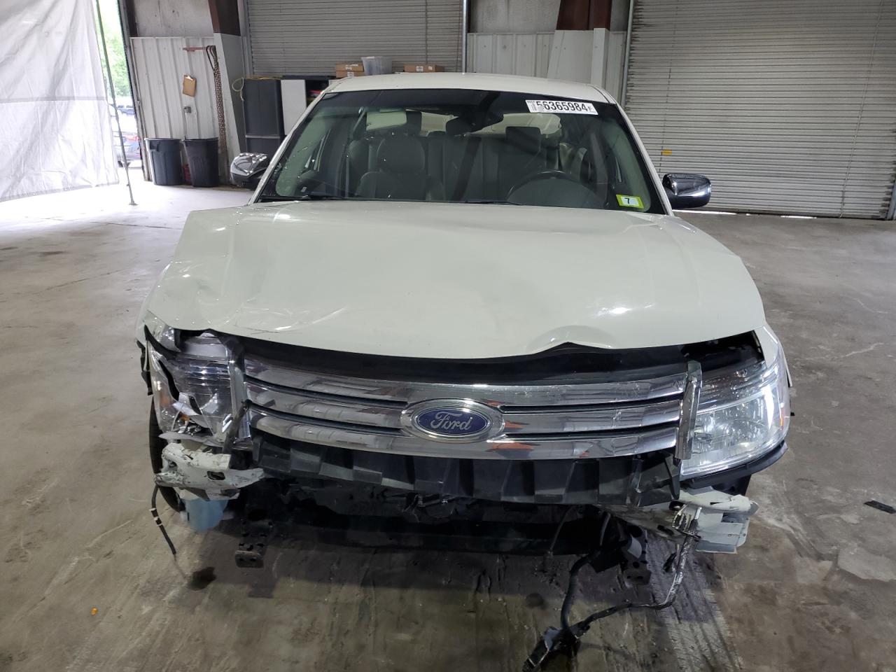 2009 Ford Taurus - Image 5
