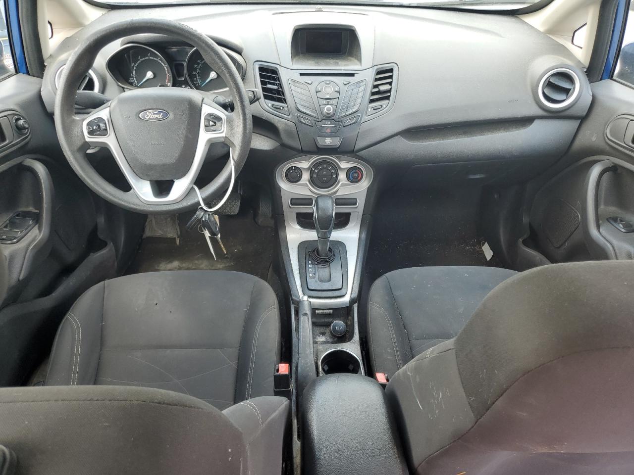 3FADP4BJ7KM147996 2019 Ford Fiesta Se