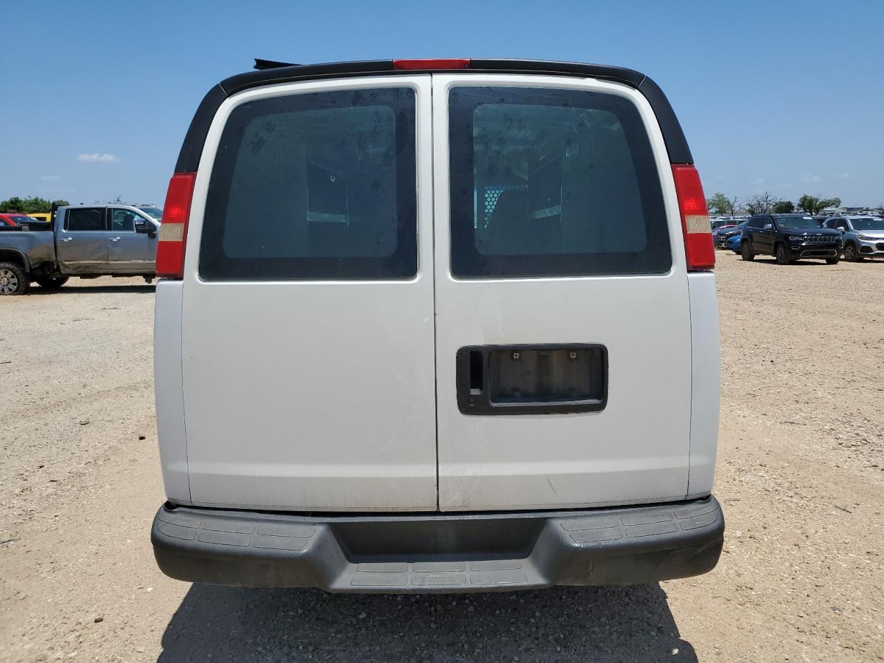 2006 Chevrolet Express G1500 VIN: 1GCFG15X061120868 Lot: 56398484