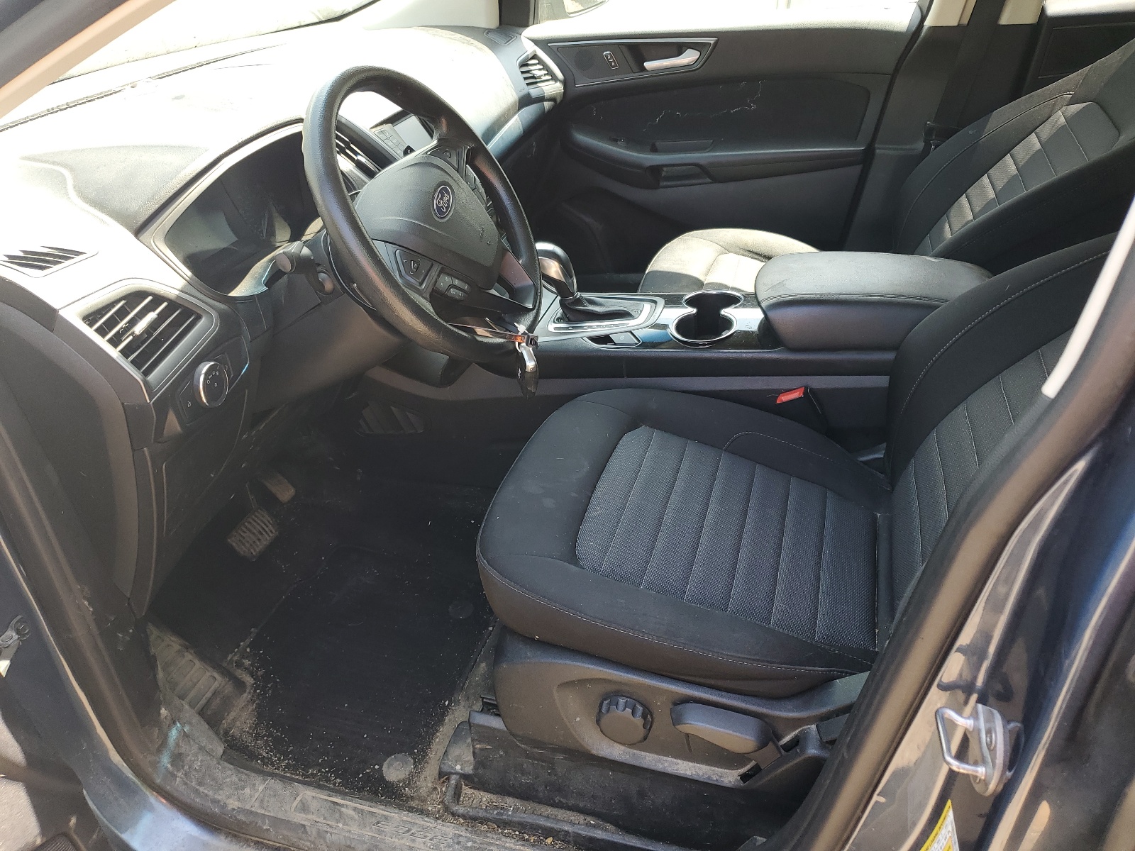 2FMPK4G90JBB97753 2018 Ford Edge Se