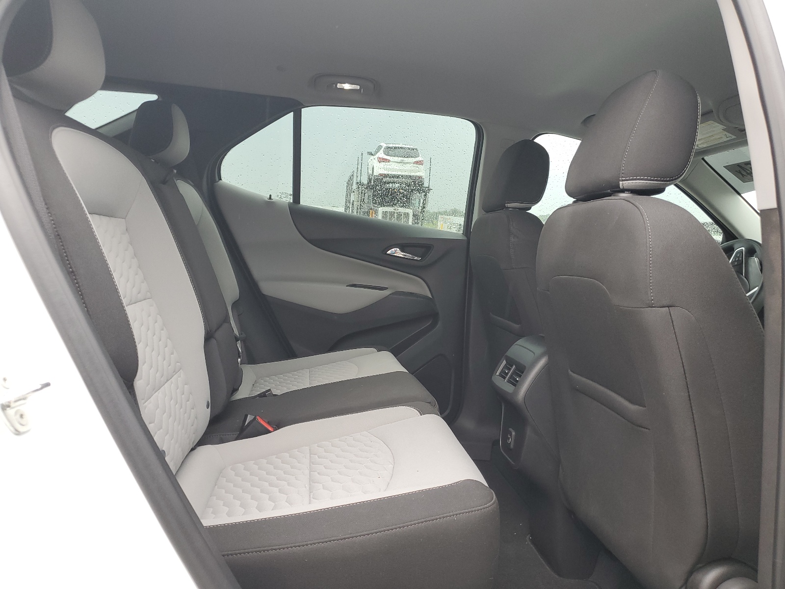 3GNAXFEV8MS173102 2021 Chevrolet Equinox