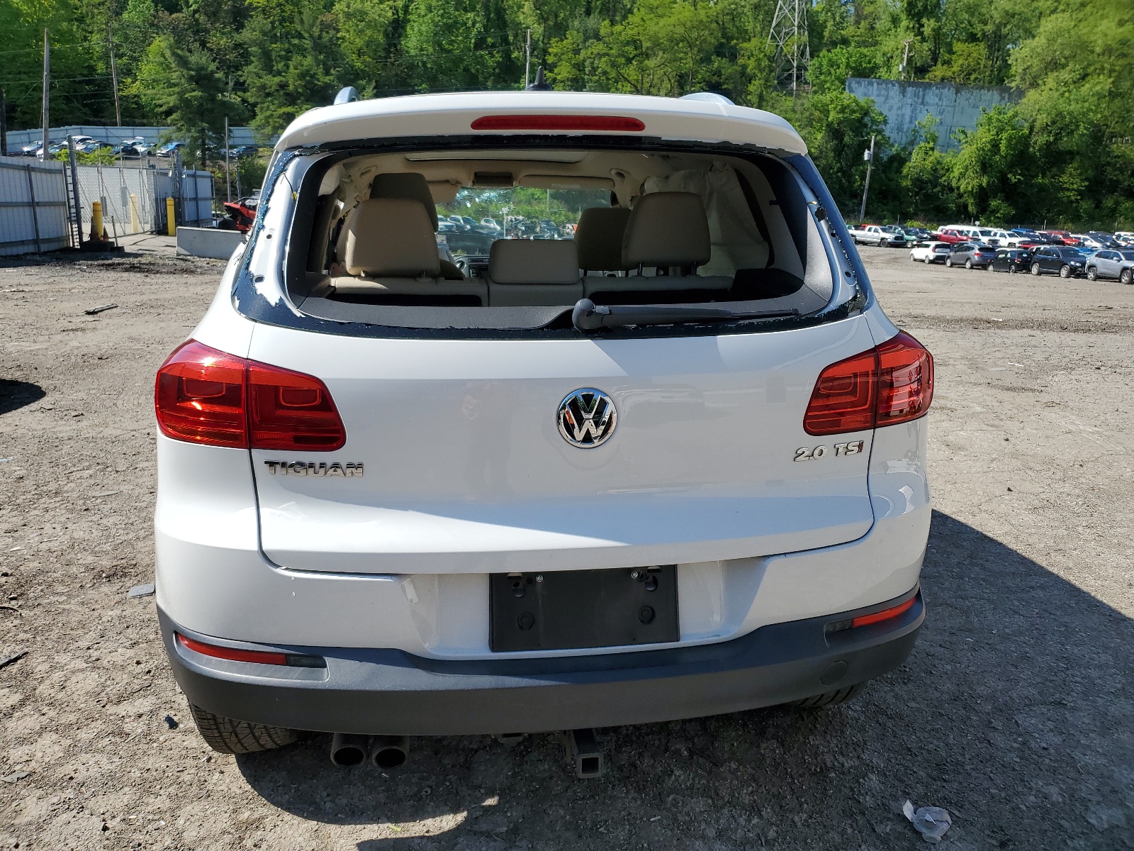 WVGAV7AX4CW551927 2012 Volkswagen Tiguan S