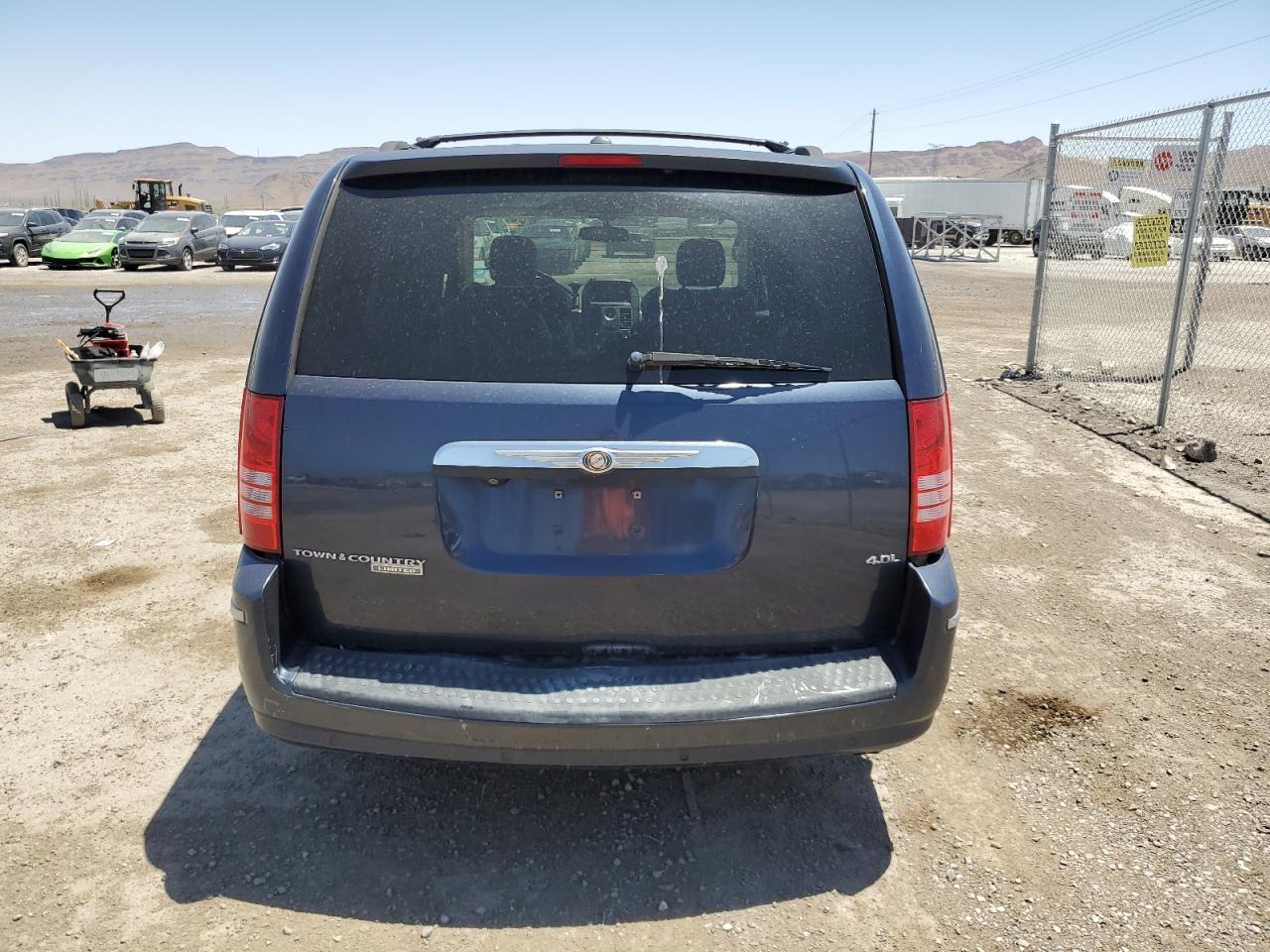 2008 Chrysler Town & Country Limited VIN: 2A8HR64X88R661546 Lot: 57296844