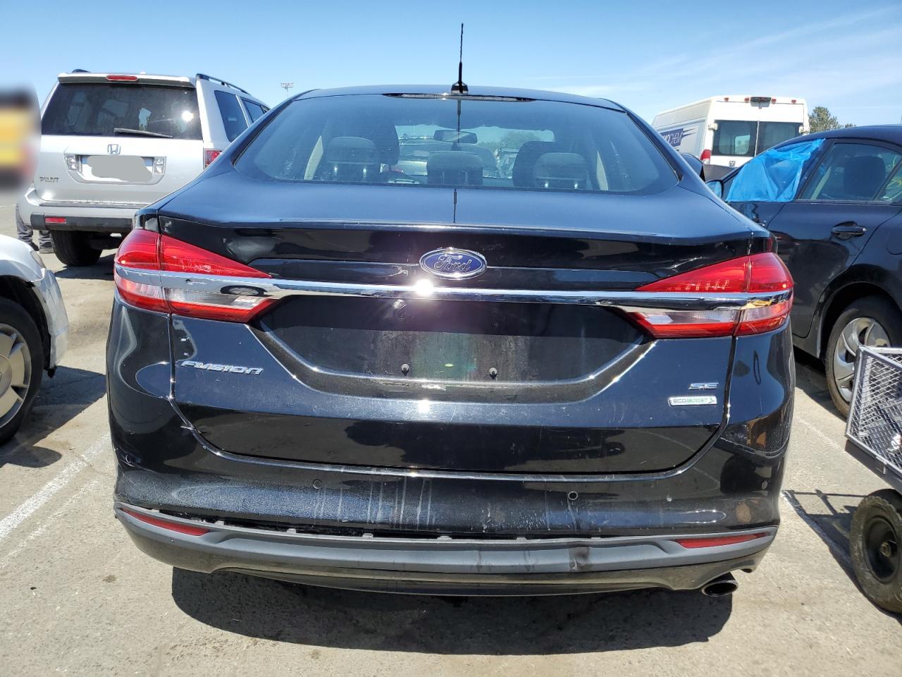 2018 Ford Fusion Se VIN: 3FA6P0HD1JR212409 Lot: 52241444