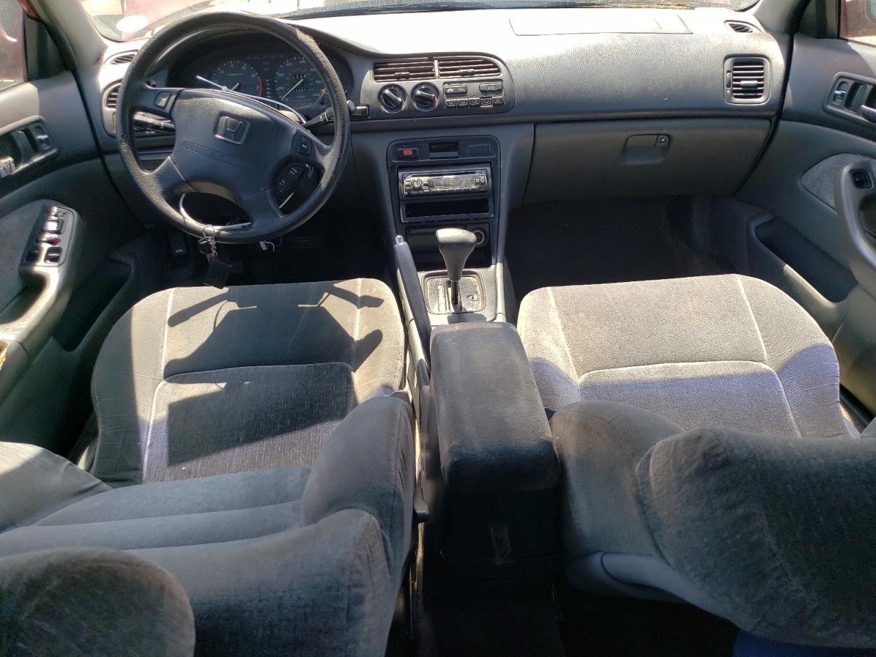 1996 Honda Accord Ex VIN: 1HGCD7255TA006282 Lot: 55190384