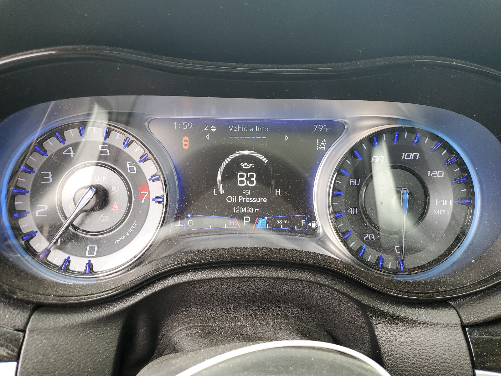 2C3CCABG1JH264219 2018 Chrysler 300 S