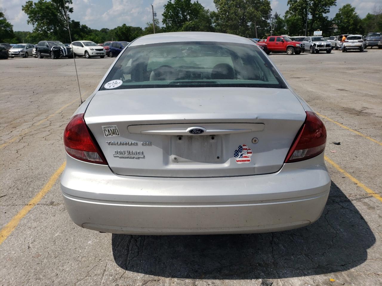 1FAFP53U34A175690 2004 Ford Taurus Se