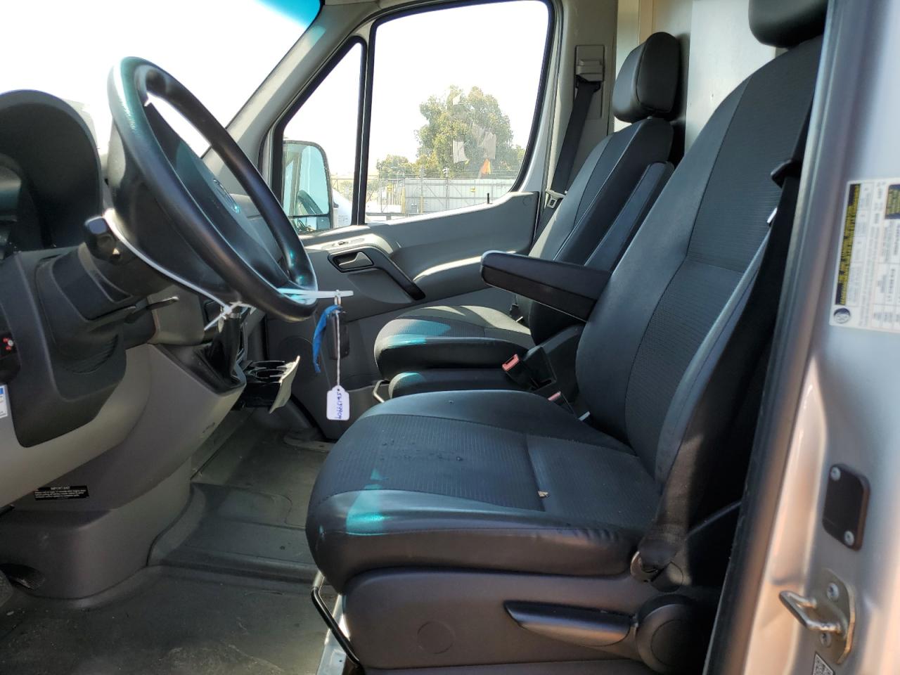MERCEDES-BENZ SPRINTER 2015 VIN WD3PF0DC1F5998389 zdjęcie 7