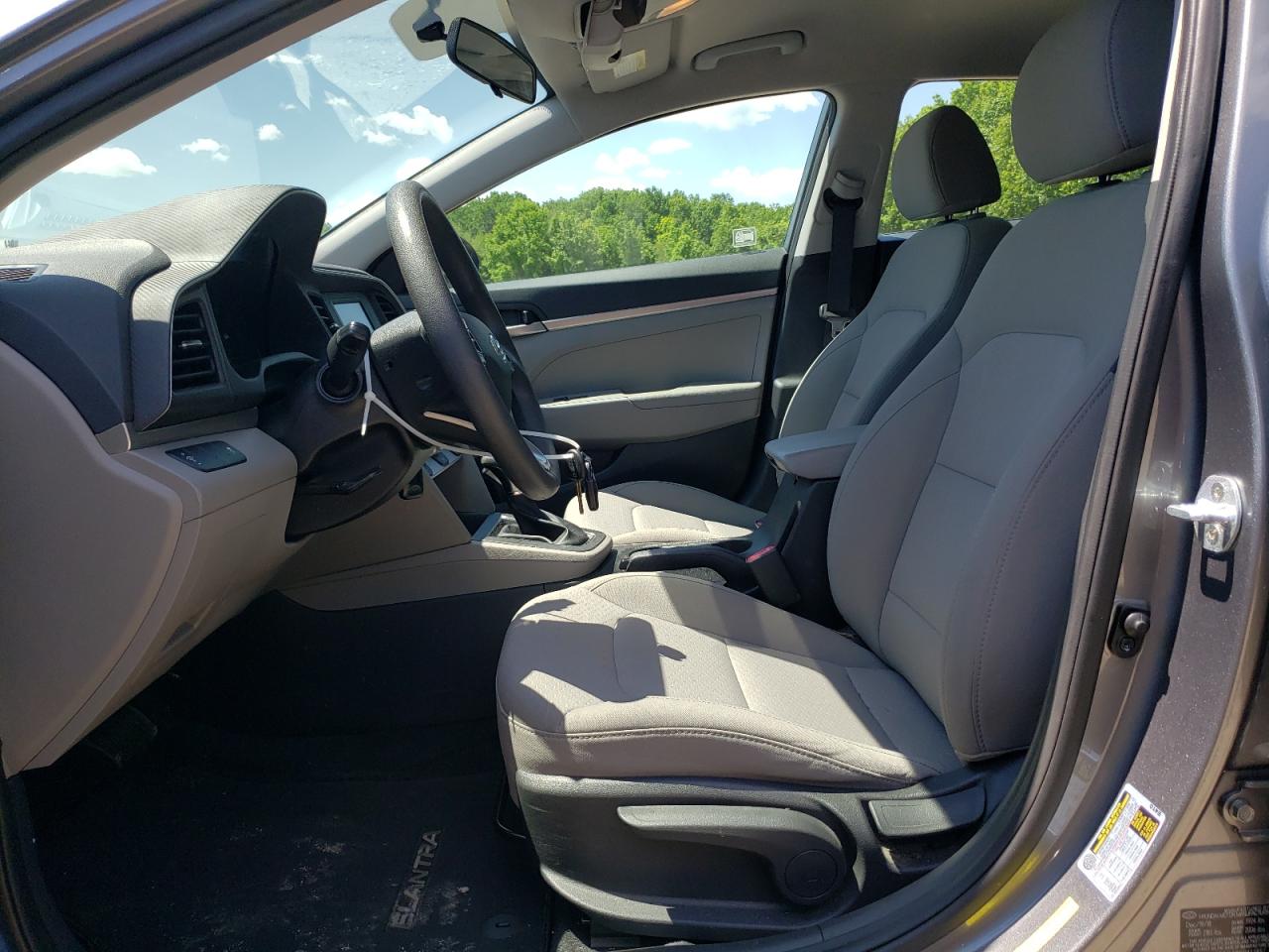 2019 Hyundai Elantra Se VIN: 5NPD74LF8KH453857 Lot: 57043064