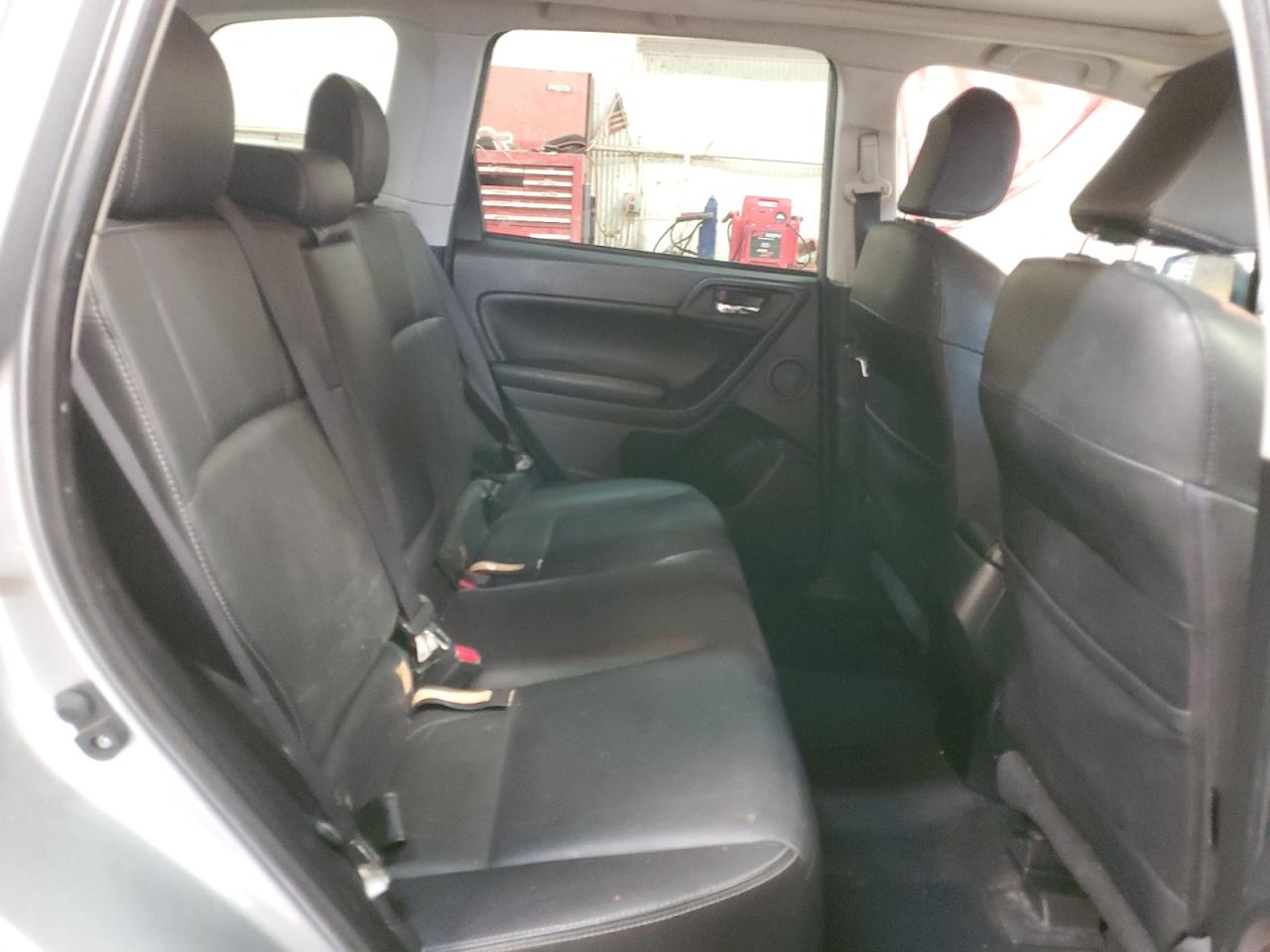 2015 Subaru Forester 2.5I Limited VIN: JF2SJARC5FH405582 Lot: 54746464