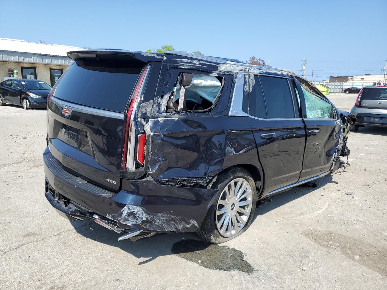 2021 Cadillac Escalade - Image 3