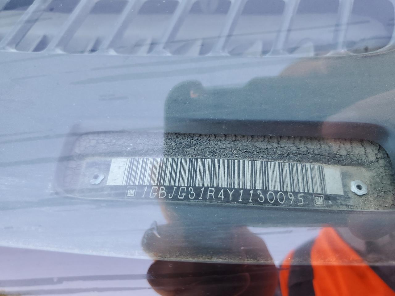 2000 Chevrolet Express G3500 VIN: 1GBJG31R4Y1130095 Lot: 56012134