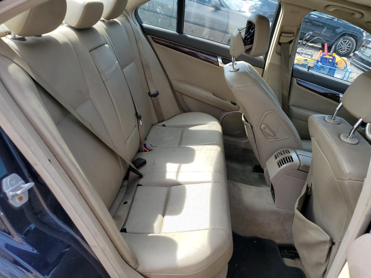 2011 Mercedes-Benz C 300 4Matic VIN: WDDGF8BB6BR134414 Lot: 51063224