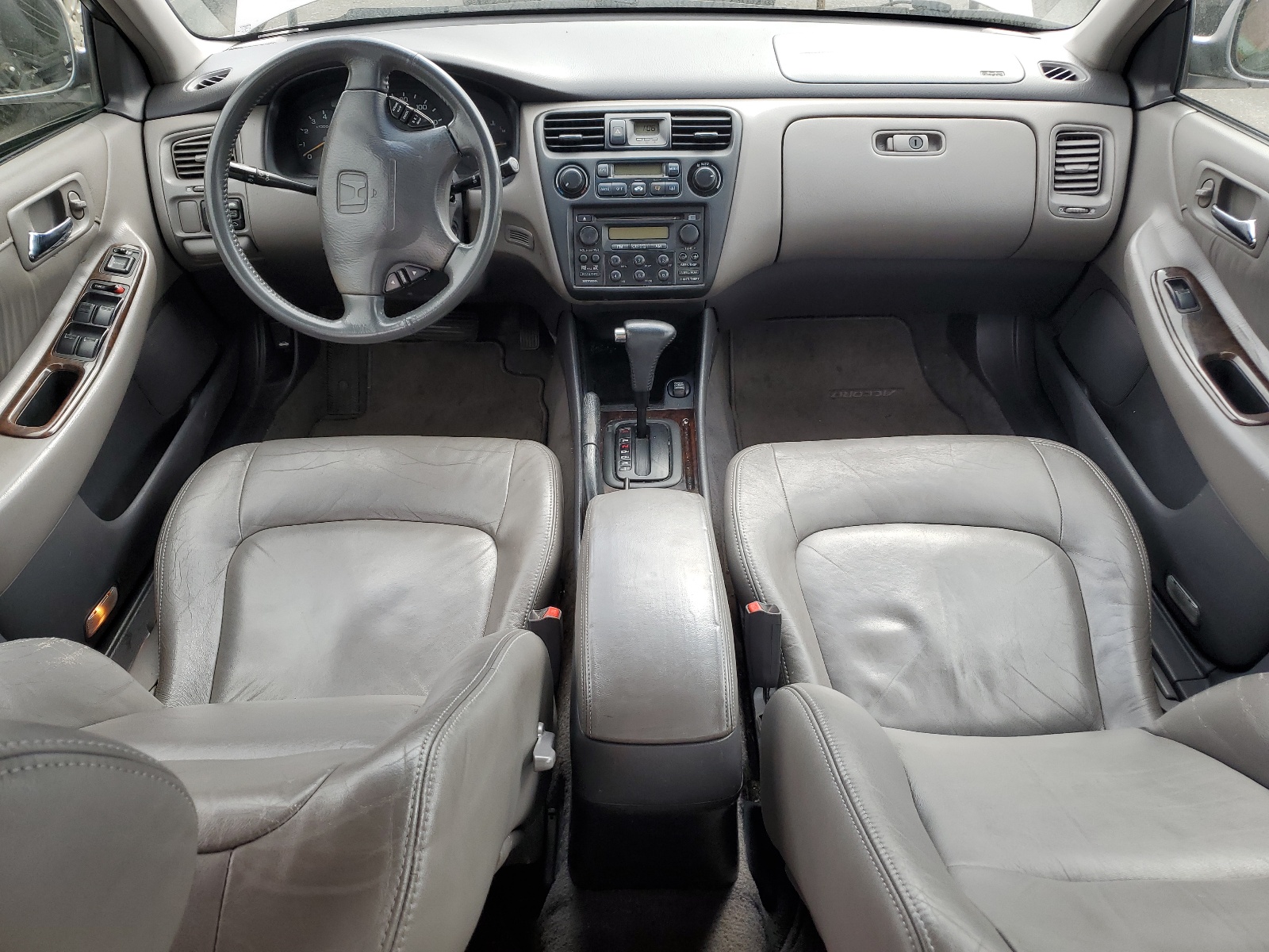 1HGCG1656YA101763 2000 Honda Accord Ex