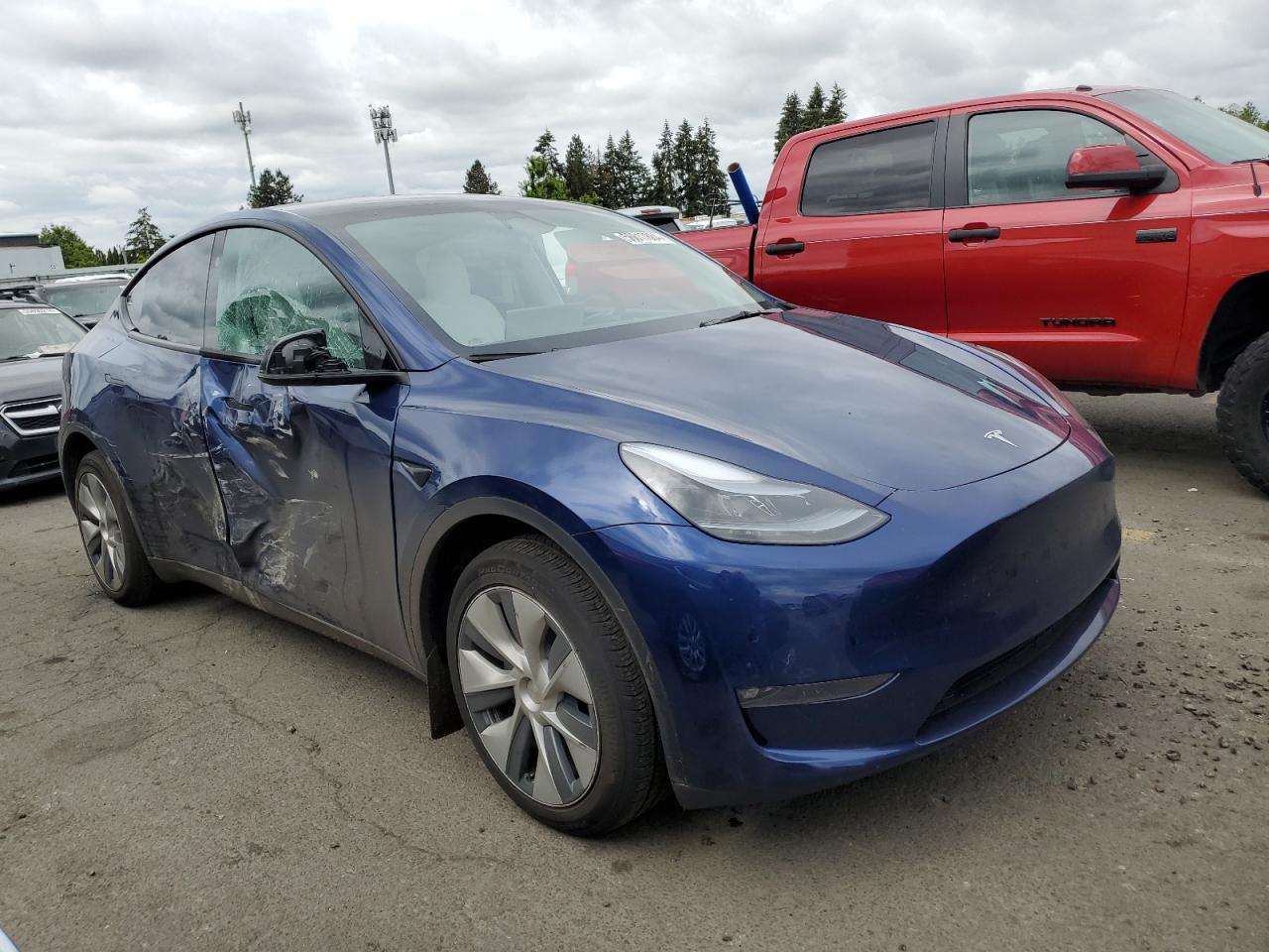 7SAYGDEE7PF907143 Tesla Model Y  4