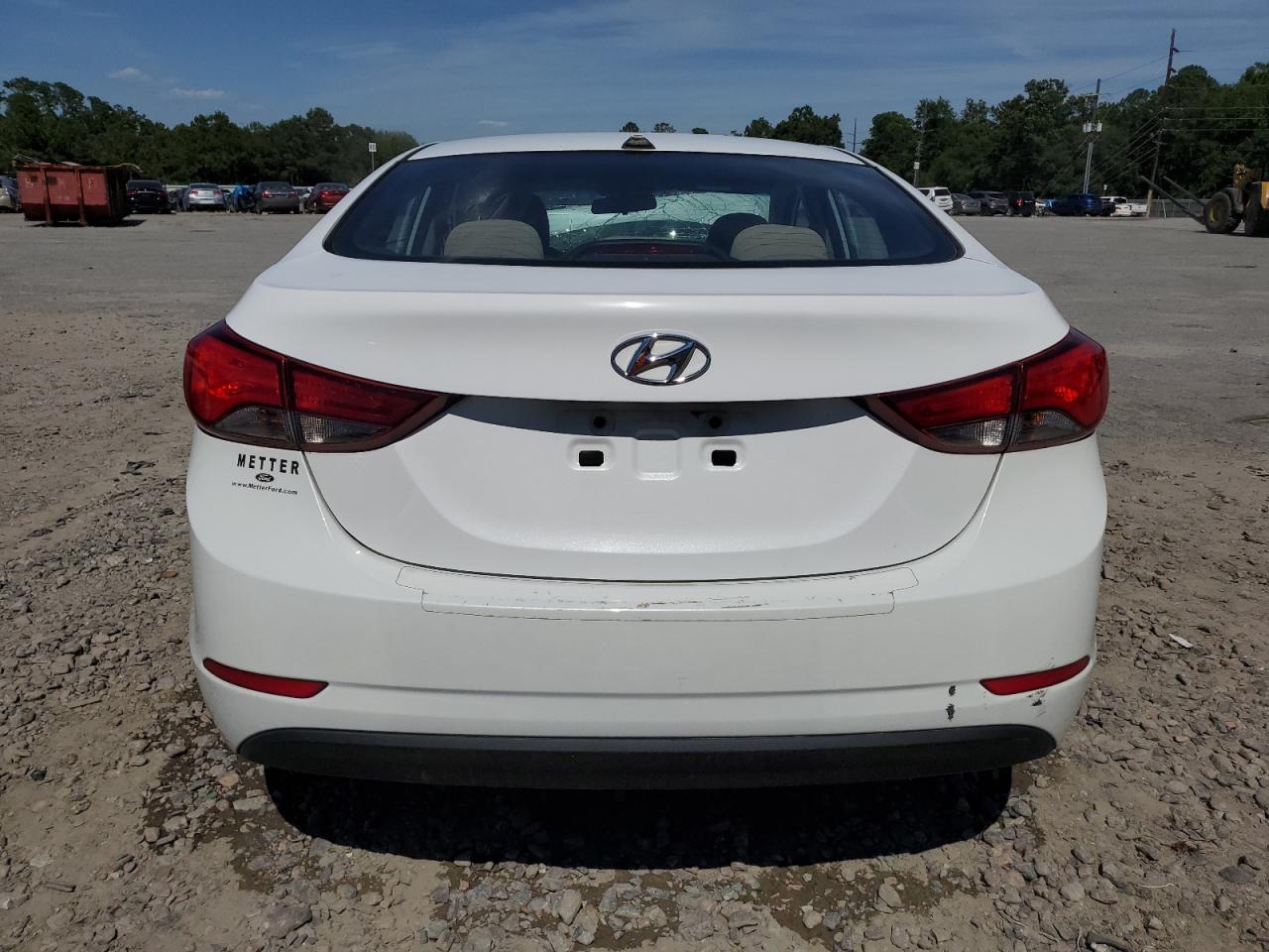 2016 Hyundai Elantra - Image 6