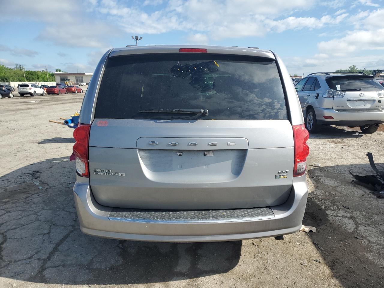 2014 Dodge Caravan - Image 6