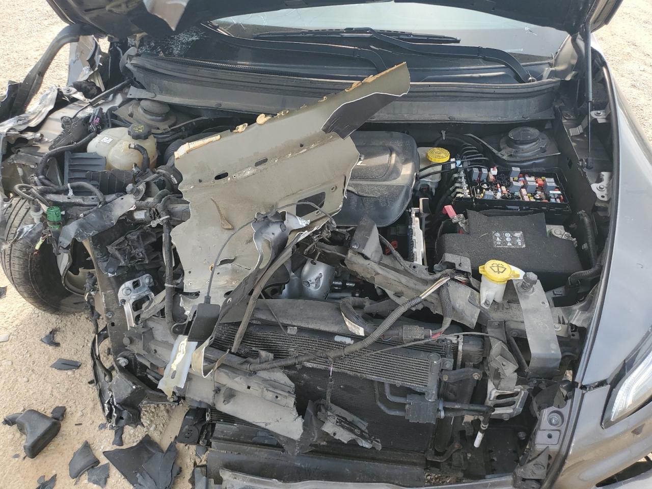 2015 Jeep Cherokee Latitude VIN: 1C4PJMCB4FW652139 Lot: 80793465