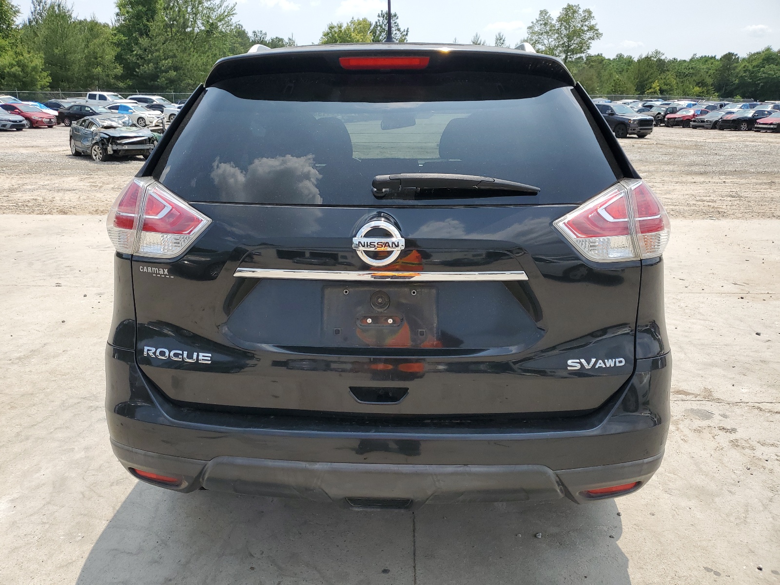 2016 Nissan Rogue S vin: KNMAT2MV6GP649266