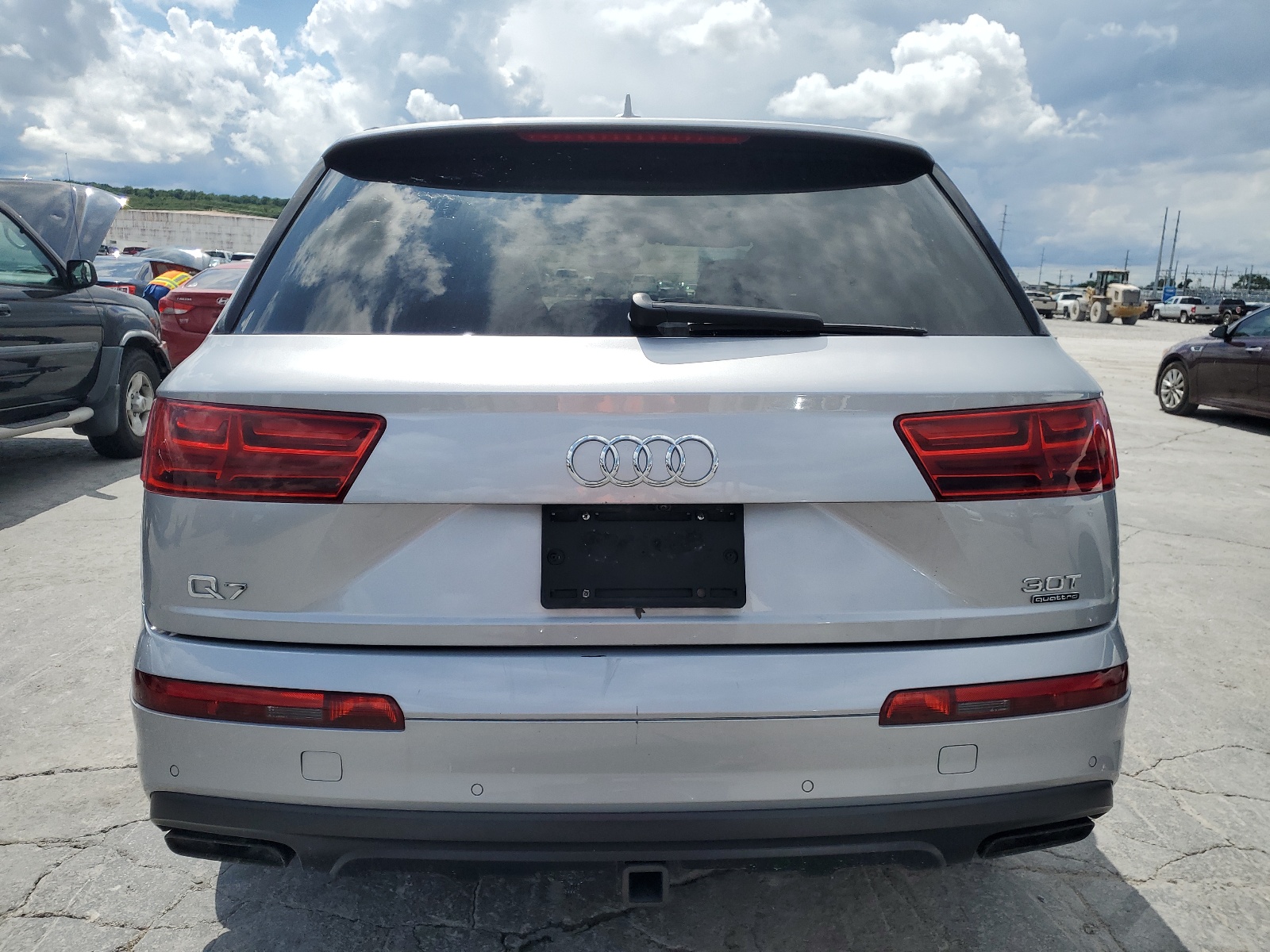 WA1VAAF7XJD036487 2018 Audi Q7 Prestige