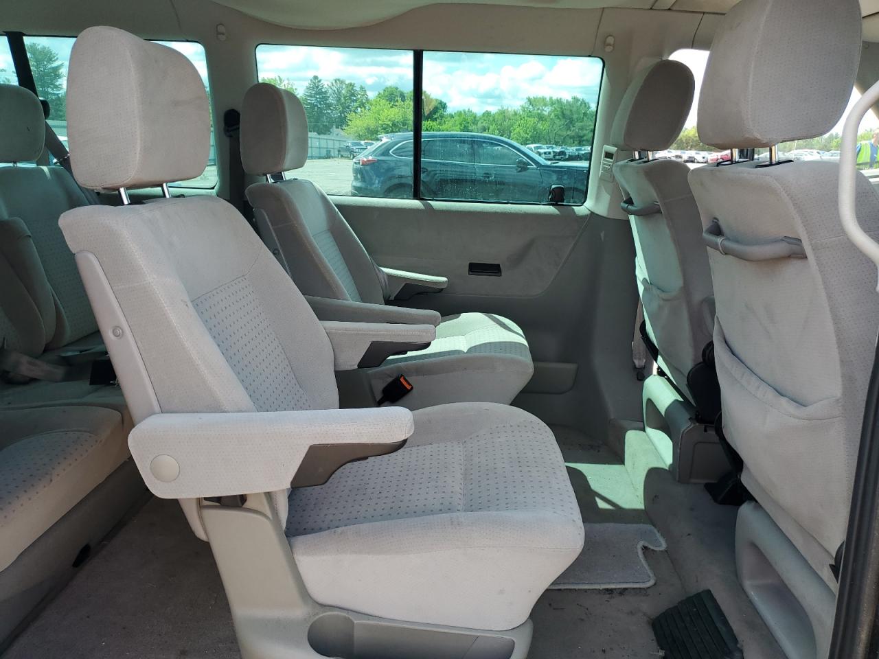 2003 Volkswagen Eurovan Gls VIN: WV2KB47093H006614 Lot: 56746444