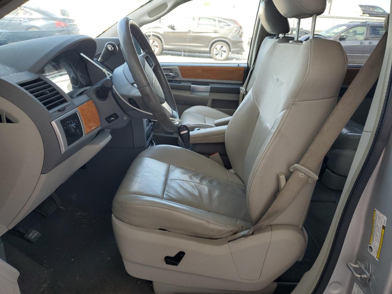 2008 Chrysler Town & Country Limited VIN: 2A8HR64X08R648869 Lot: 56083874