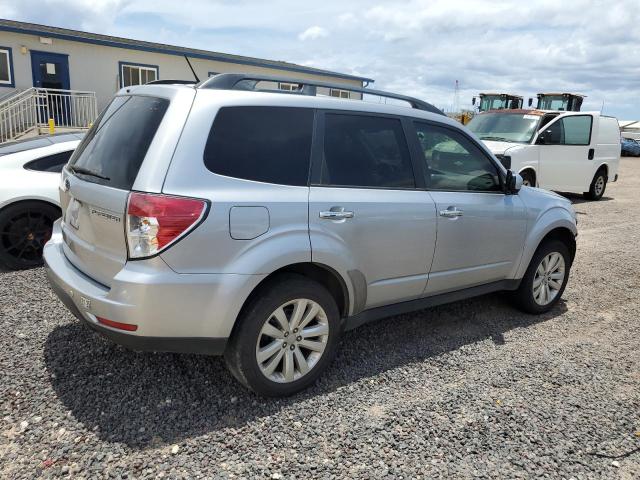  SUBARU FORESTER 2012 Серебристый