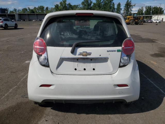  CHEVROLET SPARK 2015 White
