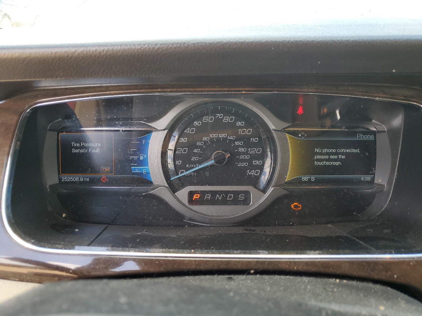 1FAHP2F8XEG137765 2014 Ford Taurus Limited