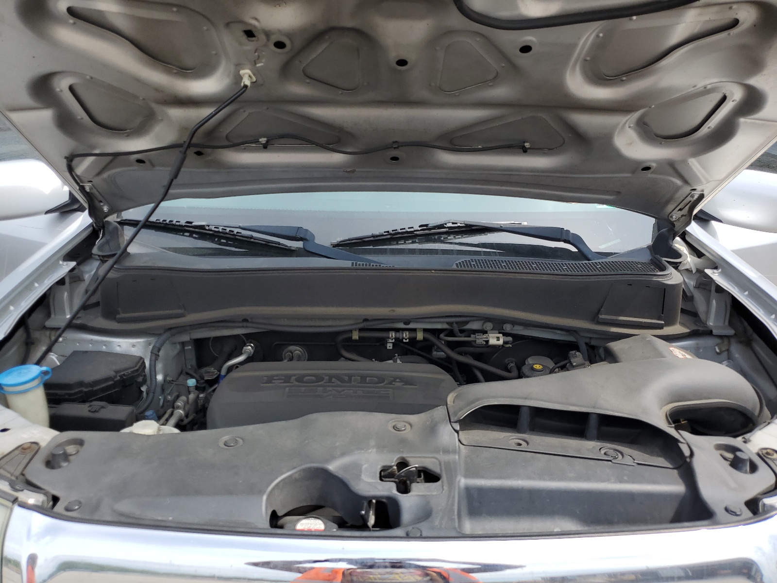 5FNYF4H93BB104692 2011 Honda Pilot Touring