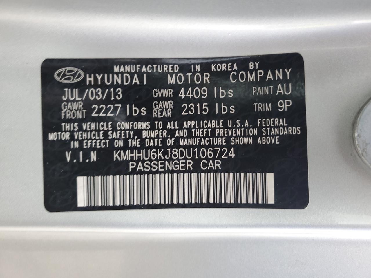 2013 Hyundai Genesis - Image 12
