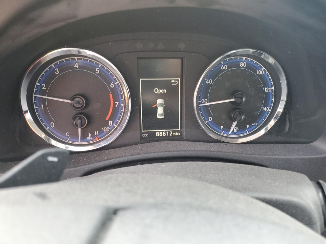 2017 Toyota Corolla L VIN: 5YFBURHE1HP723682 Lot: 56595544