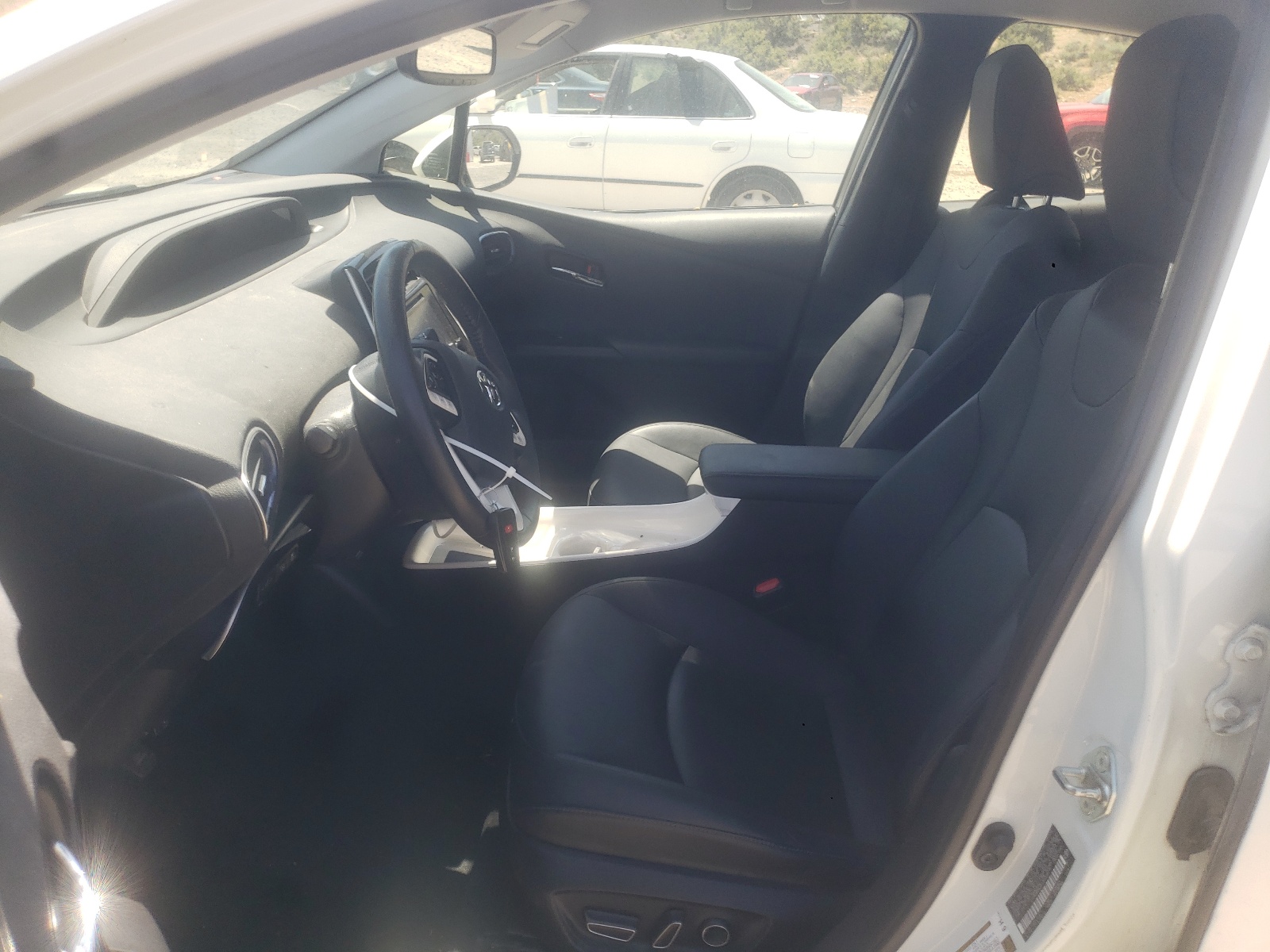 JTDKARFU4G3003819 2016 Toyota Prius