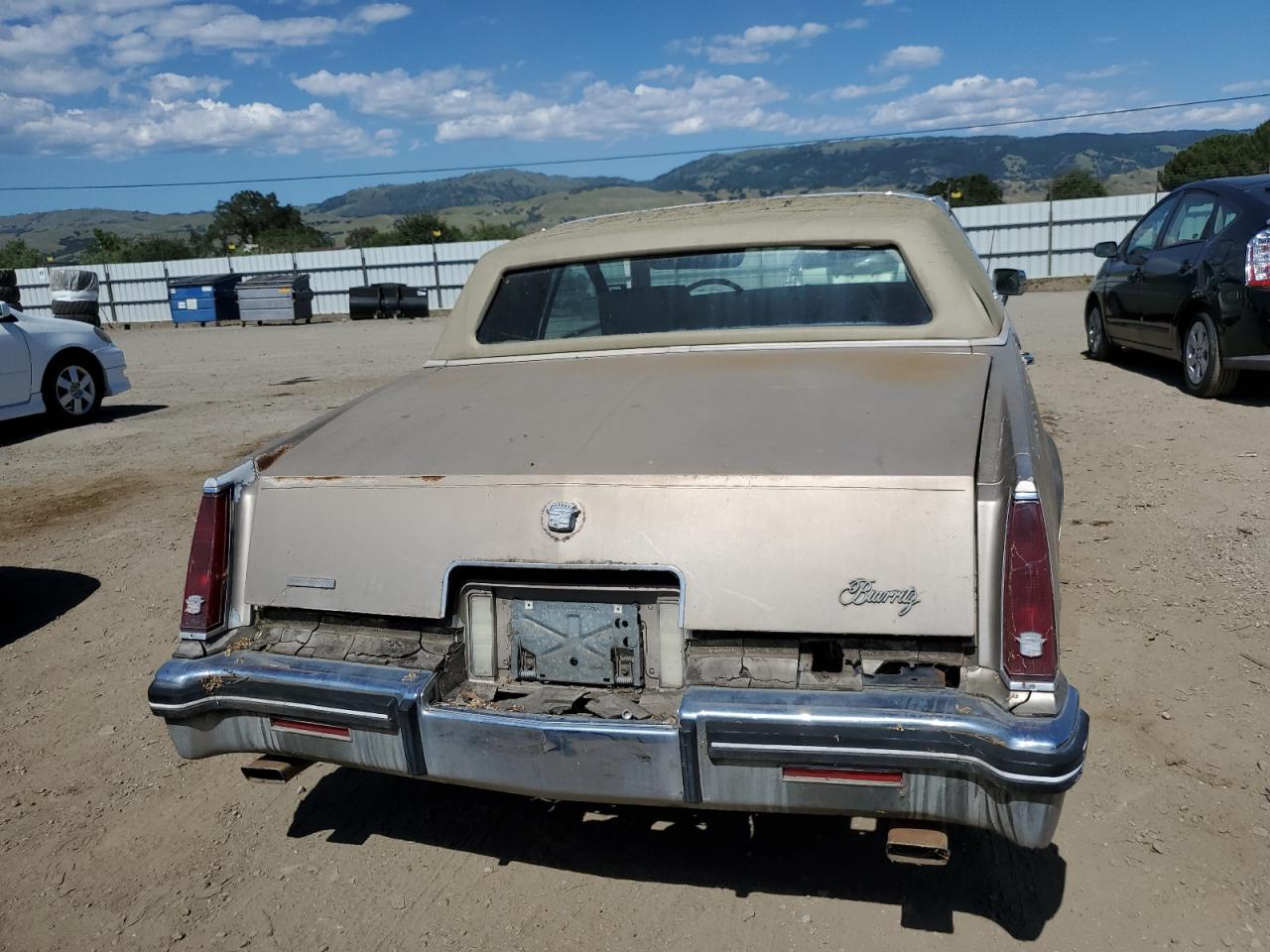 1985 Cadillac Eldorado VIN: 1G6EL578XFE661216 Lot: 54606984