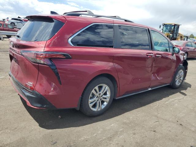  TOYOTA SIENNA 2022 Червоний