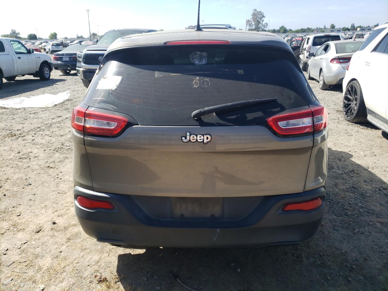 2017 Jeep Cherokee Sport VIN: 1C4PJLAB2HW560270 Lot: 56395324
